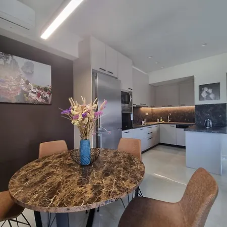 Fiorzakynthos Apartment *