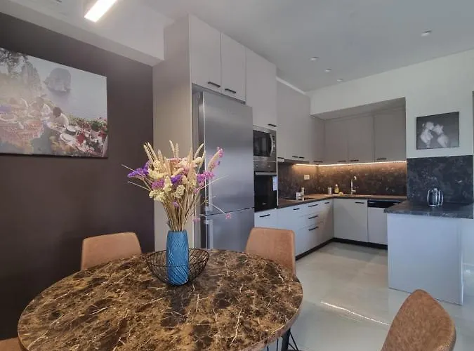 Fiorzakynthos Apartment *